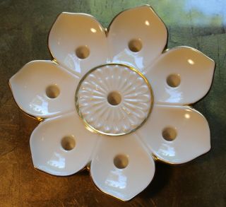 Lenox Flower Shape 8 - Candle Holder W/ Gold Trim