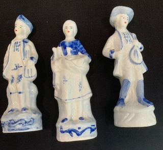 Set Of 3 Blue And White Victorian Figurines 2 Men 1 Woman