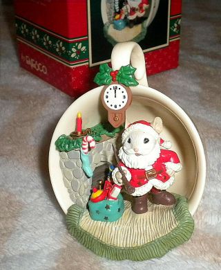Enesco Mouse In A Cup Of Cheer Christmas Tree Ornament 10 in Cozy Cup Series 2