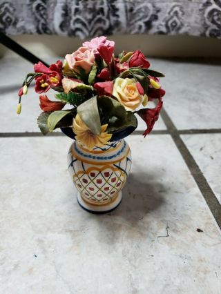 Mini Vase With Decorative Flowers 3