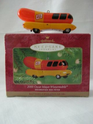 Hallmark Keepsake 2000 Oscar Mayer Wienermobile Musical Ornament Euc