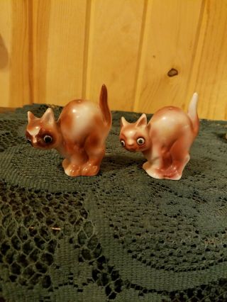 4 Pair Vintage Porcelain Ceramic Cat Kitten Salt and Pepper Shakers Japan 5