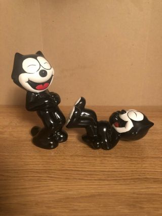 Felix The Cat Ceramic Salt And Pepper Shakers - 1997.  Bought &.