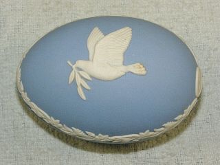 Vintage Wedgwood Blue Jasperware Egg Trinket Box - Dove Of Peace