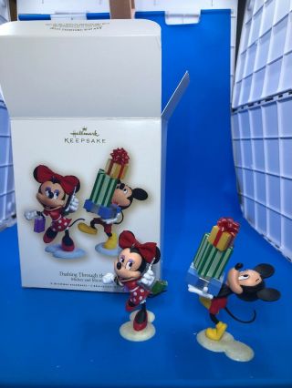 Hallmark Christmas Ornament Disney Mickey And Minnie Dashing Through The Mall