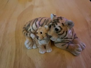 Stone Critters Tiger Mom And Baby Cub Figurine Udc Jungle Cat Sculpture
