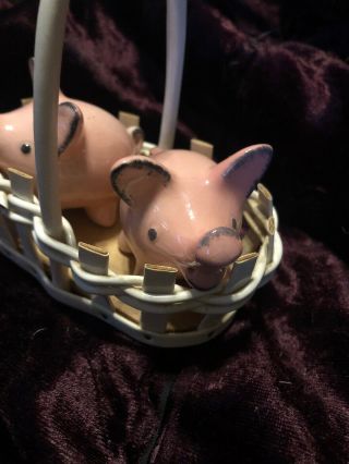 Adorable Vintage Ceramic Pink Pigs in Pen Caddie Salt & Pepper Shakers Japan Pig 3