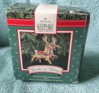 Hallmark Keepsake Santa And His Reindeer - Donder & Blitzen 4 - 1992 - Xpr9738