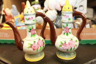 Vintage Japan Tall Tea Pot Pink Flowers Salt And Pepper Shakers W/ Corks