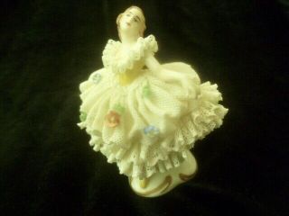 Vintage AELTESTE VOLKSTEDT German Porcelain Figurine DRESDEN Lace BALLERINA 2