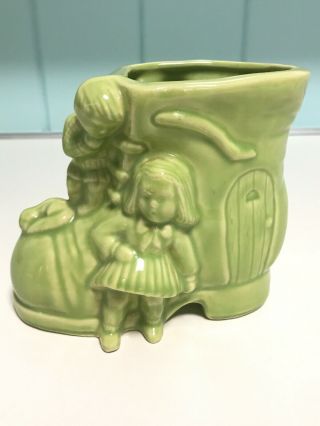 Vintage Mccoy Usa Pottery Green Old Woman Lived In A Shoe Planter 525