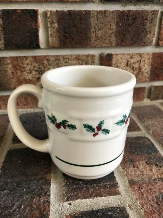 Longaberger Holly Basket Weave Coffee Mug with Lid/Coaster Christmas EUC 4