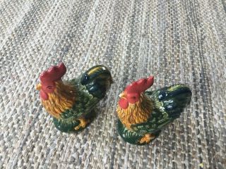 Vintage Kitchen Ceramic Rooster Chickens Figurine Salt/pepper Shaker