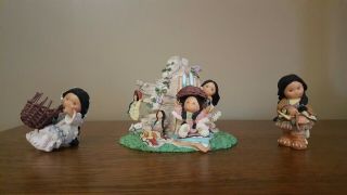 Friends Of The Feather Figurines,  As Set,  Pre - Owned,  Cond.