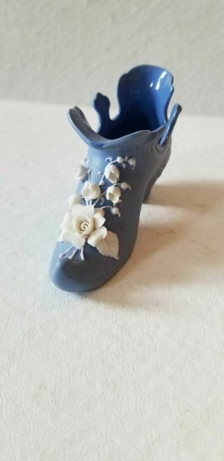 Vintage Blue & White Jasperware Shoe With White Lilly Of The Valley Flowers