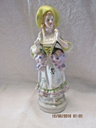 Vintage Porcelain 8 - 1/2 " Colonial Lady With Large Yellow Hat Made N Japan