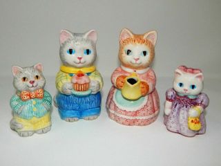 1991 Sugar & Creamer Set And 1992 Salt & Pepper Shakers From Avon Country Cats
