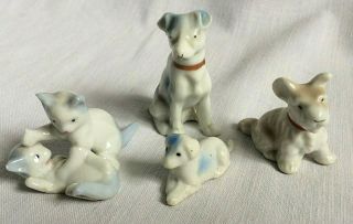 Vintage Blue And White Porcelain Dog And Cat Figurines Made In Japan