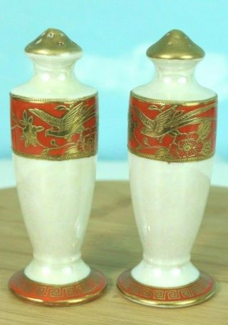 Vintage Hand Painted Salt Pepper Shakers Made In Japan Red Gold Leaf Opalescent