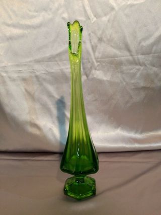 Vintage Emerald Green Glass Vase Viking Swung Glass - Exquisite Mid - Century
