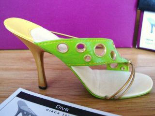 Just The Right Shoe - Diva 25474