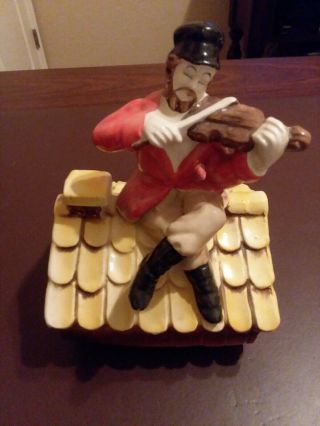 Vintage “fiddler On The Roof” Music Box By Price.