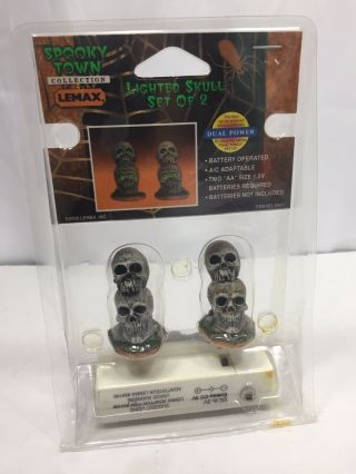 Lemax Spooky Town Lighted Skulls Set Of 2