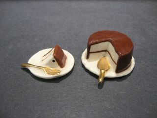 Vintage Arcadia Ceramics Miniature Chocolate Cake Salt And Pepper Shaker Set