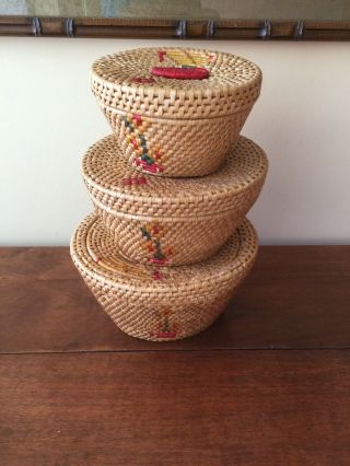 Three Vintage Nesting Sweet Grass? Color Woven Baskets With Lids