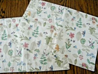 Longaberger Reversible Spring Bloom Fabric Placemats,  Set Of 2