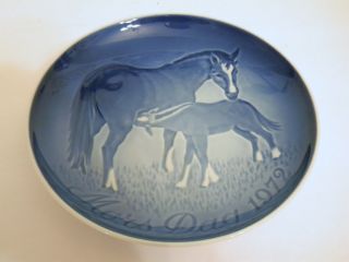 Mors Dag Bing Grondahl Plate B&g Blue Porcelain Mother 