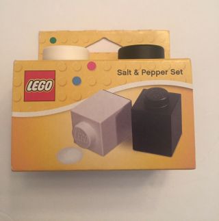 Lego Salt & Pepper Set Shakers Black & White - -
