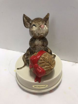 Otagiri Gibson Cards Christmas Mouse With Present Music Box “My Favorite Things” 2
