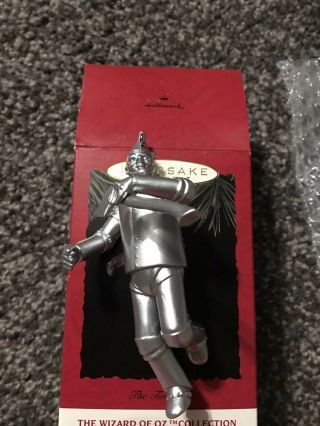 The Tin Man,  Wizard of OZ Hallmark Keepsake Ornament,  1994 4