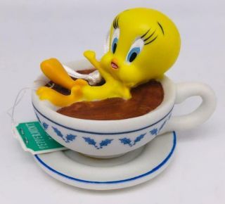 2001 Holiday Spa Hallmark Ornament Looney Tunes Tweety In A Coffee Cup