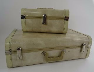 Vintage Suitcase Train Case Set Cream 1950s Gateway