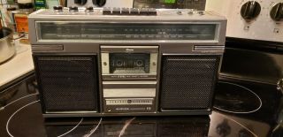 General Electric 3 - 5252 C Rare Vintage Boombox.