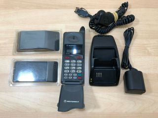 Vintage Motorola Dcp650 Flip Cell Phone W/ Chargers,  Batteries & Cradle