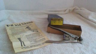 Very Rare Vintage Holub Industries Inc.  E - Z Automatic Wire Stripper