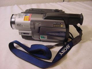 Sony Video Camera Camcorder Ccd - Trv68 With Battery & Vtg Strap