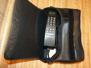 Vtg Motorola Mobile Car Cell Phone Cellular One Scn2498b Battery & Zip Up Bag