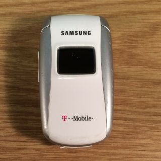Samsung Sgh - X495 Flip Basic Phone White T - Mobile 3g