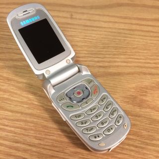 Samsung SGH - X495 Flip Basic Phone White T - Mobile 3G 2