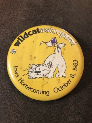 Vintage Iowa Hawkeyes Button Homecoming 1983 Pin Back