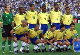 Mens Vintage Brazil 1998/00 Nike Home Football Shirt (S) - Ronaldo Rivaldo Era 2