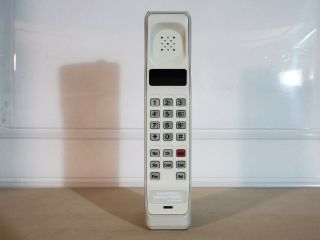 Motorola Dynatac 8000 - Mobile Phone Brick Cell Vintage Retro Rare Collectable