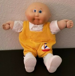 Vintage 1985 Cabbage Patch Kids Doll Bald Baby Boy Blue Eyes Boat Outfit Cpk Vtg