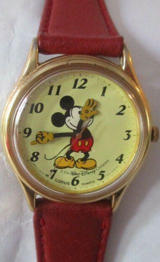 Unisex Mickey Mouse Lorus The Walt Disney Quartz Watch Leather Band