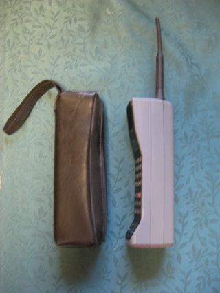 Vintage Motorola Cell Phone The Brick Slf 1327e & Battery,  Case