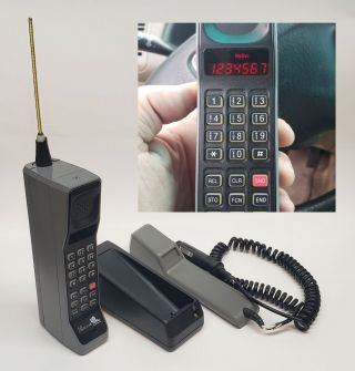 Vintage Motorola Ultra F09lfd8438bg Mobile Brick Cell Phone La Cellular